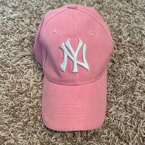 New York Yankees hat